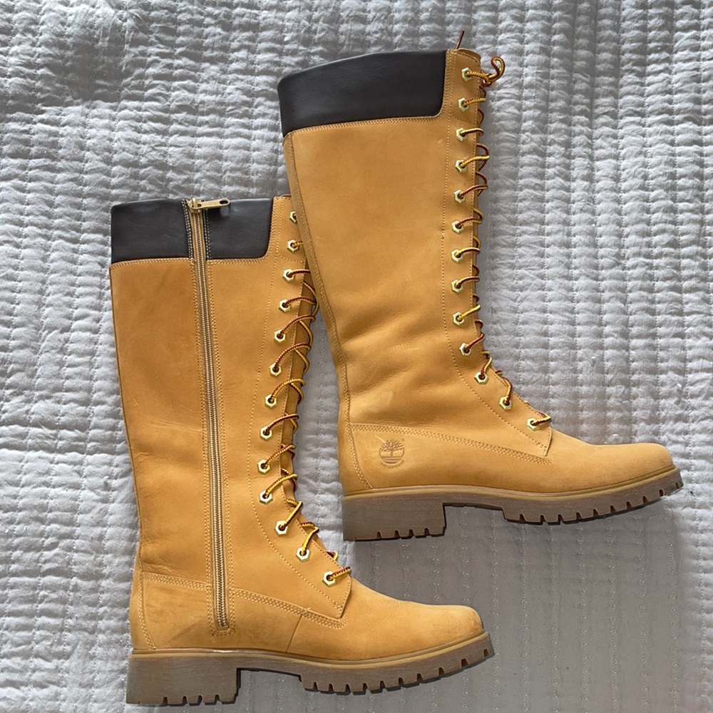 14-Inch Timberland Lace-Up Waterproof Boot size 7.5